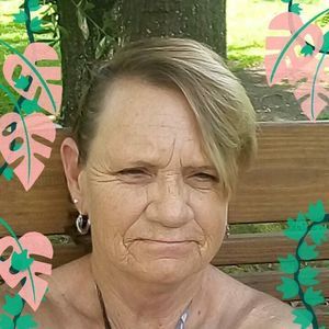 Meet your Posher, Sharon